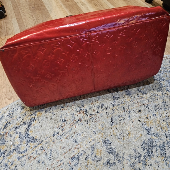 Louis Vuitton Vernis Reade GM Rouge - Picture 16 of 16